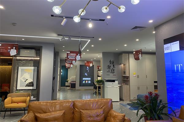加盟歐蒂尼家居，總部會(huì)提供哪些扶持政策？
